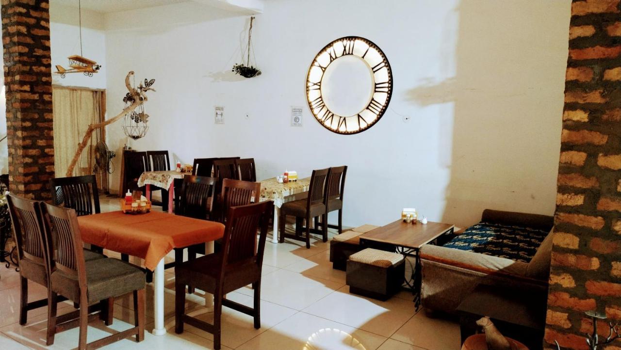 Rangbaari Stays & Cafe Джодхпур Экстерьер фото