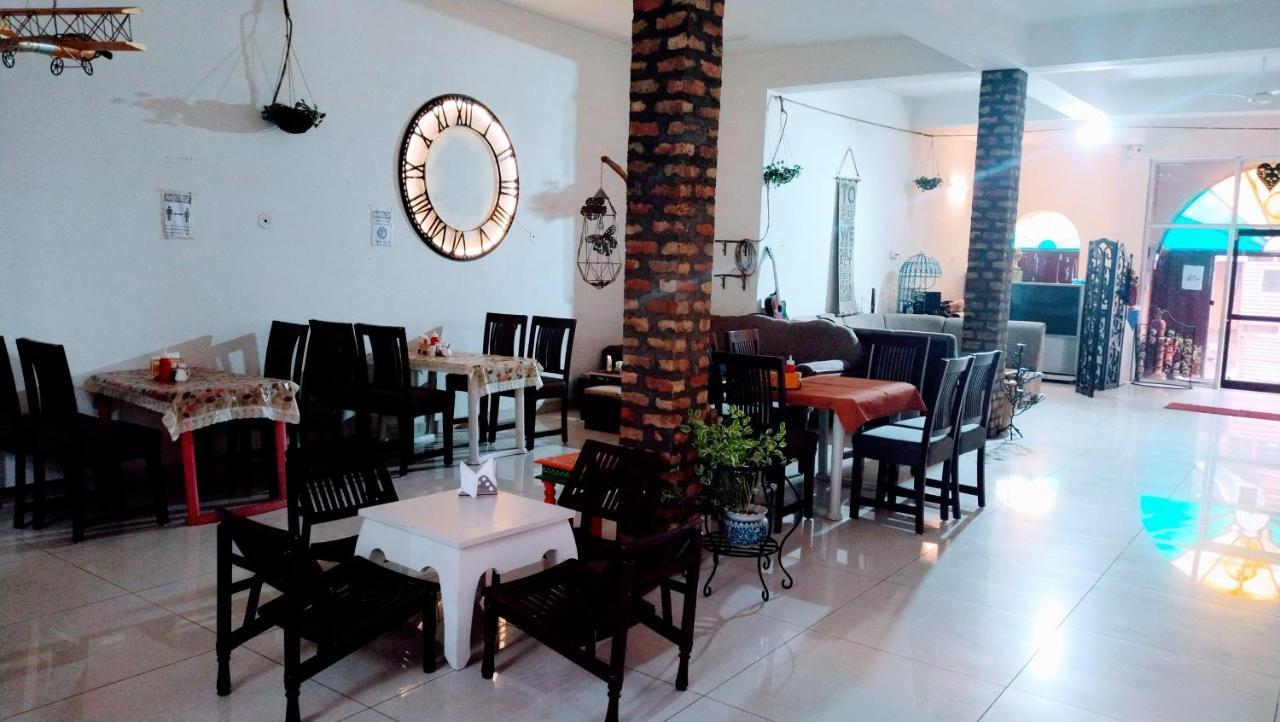 Rangbaari Stays & Cafe Джодхпур Экстерьер фото