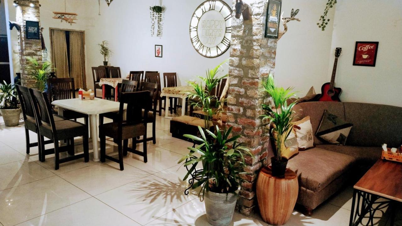 Rangbaari Stays & Cafe Джодхпур Экстерьер фото