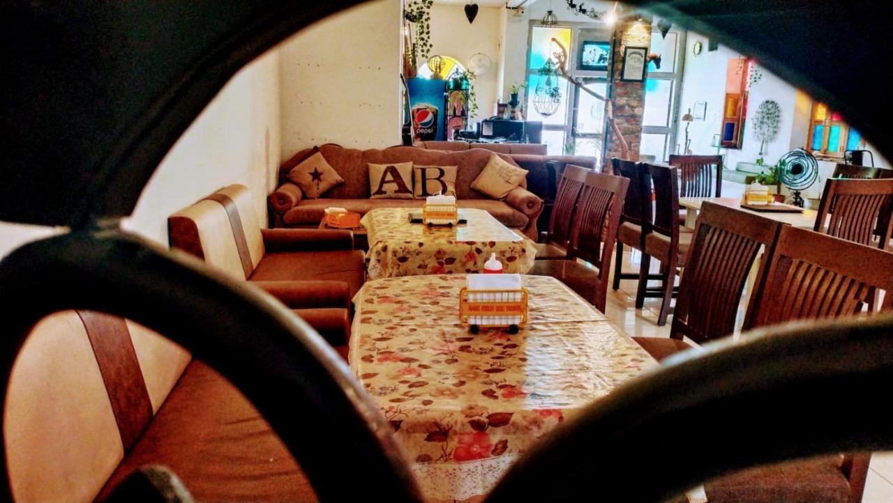 Rangbaari Stays & Cafe Джодхпур Экстерьер фото